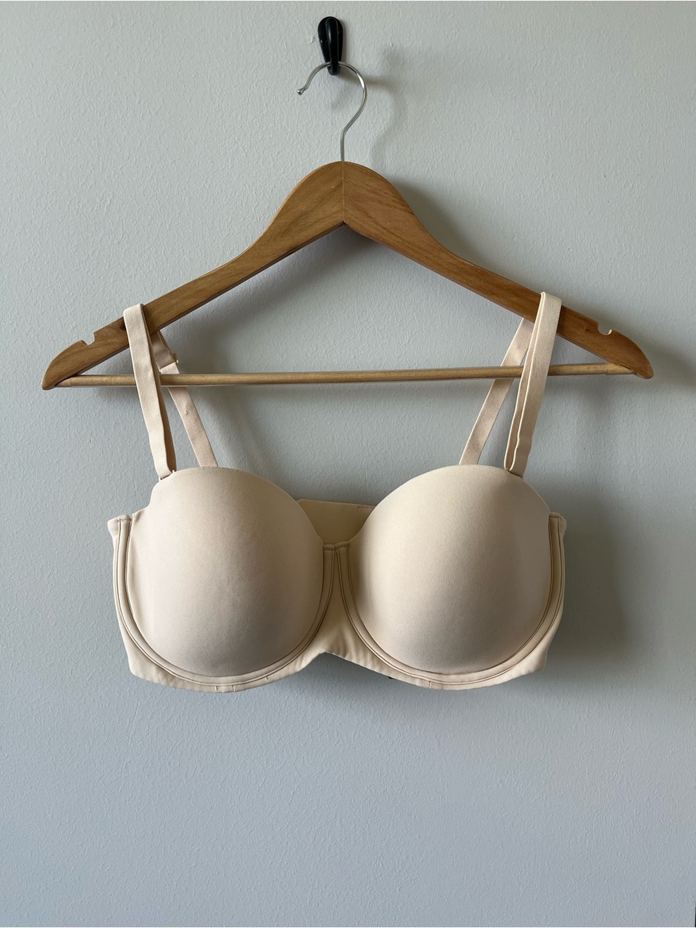 SKIMS Fits Everybody Strapless Bra 34DDD 36C NWT Sand Color